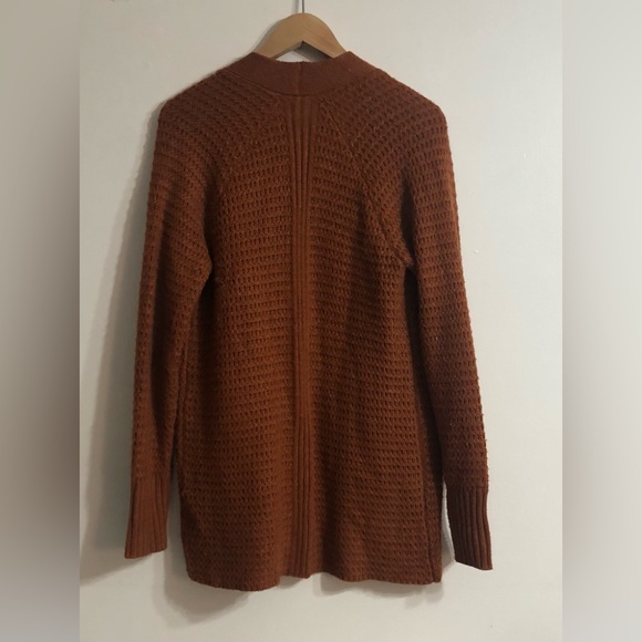 And eawy Women’s knit 100% Acrylic cardigan open front two side pockets brown.S - Picture 2 of 3